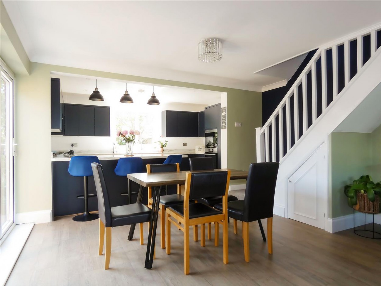 Living Room/Kitchen