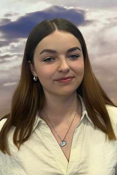 Abby  de Lara, Trainee Sales Negotiator