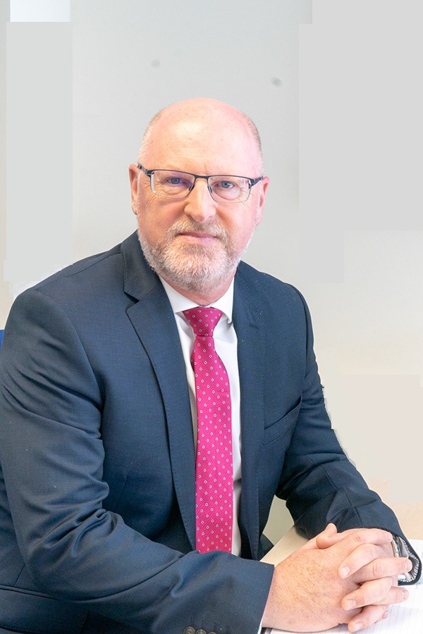 Justin Gordon, Company Director