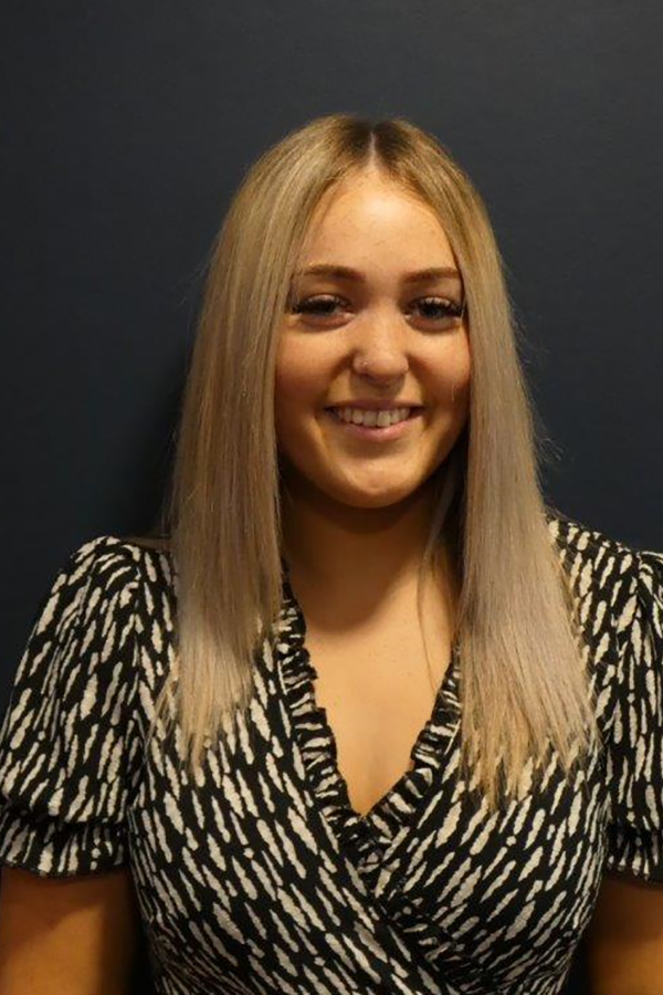 Elise Calvert, Sales Negotiator