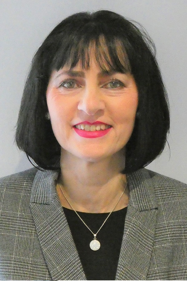 Helen Davies, Sales Negotiator